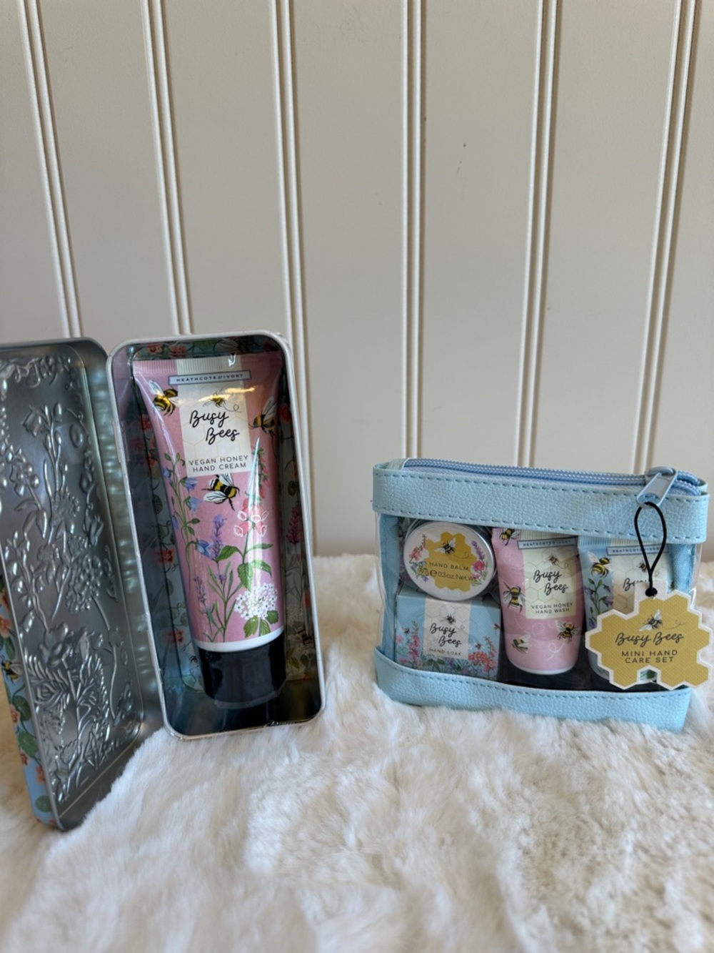 Busy Bees Vegan Honey Hand Care Set - Pink & Light Blue